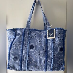 SOLD OUT! ROLLER RABBIT x TARGET-STAR  MEDALLION LARGE CANVAS TOTE BAG W/ FRINGE